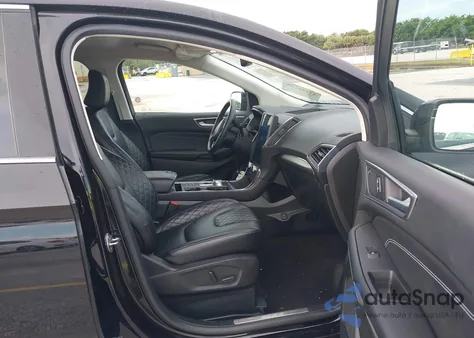 2024 Ford Edge Titanium z USA, uszkodzony, nr VIN 2FMPK4K92RBA90268